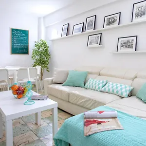 Big Flat In Center With Patio Apartamento